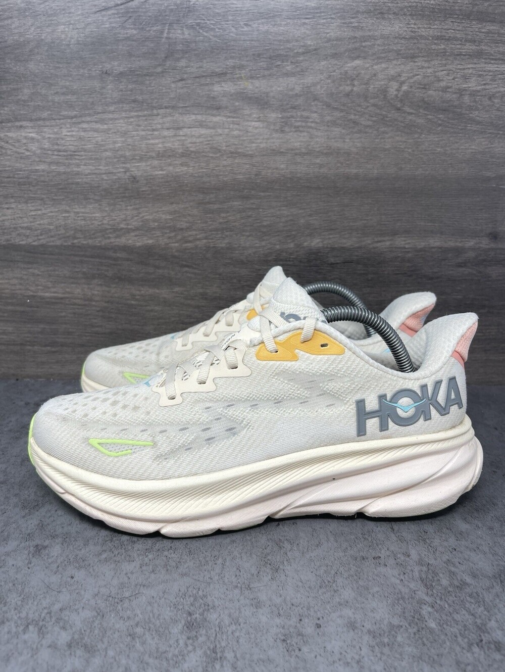 HOKA Clifton 9 Size 9.5 Womens Vanilla Astral Cushioned Road Running Shoes
